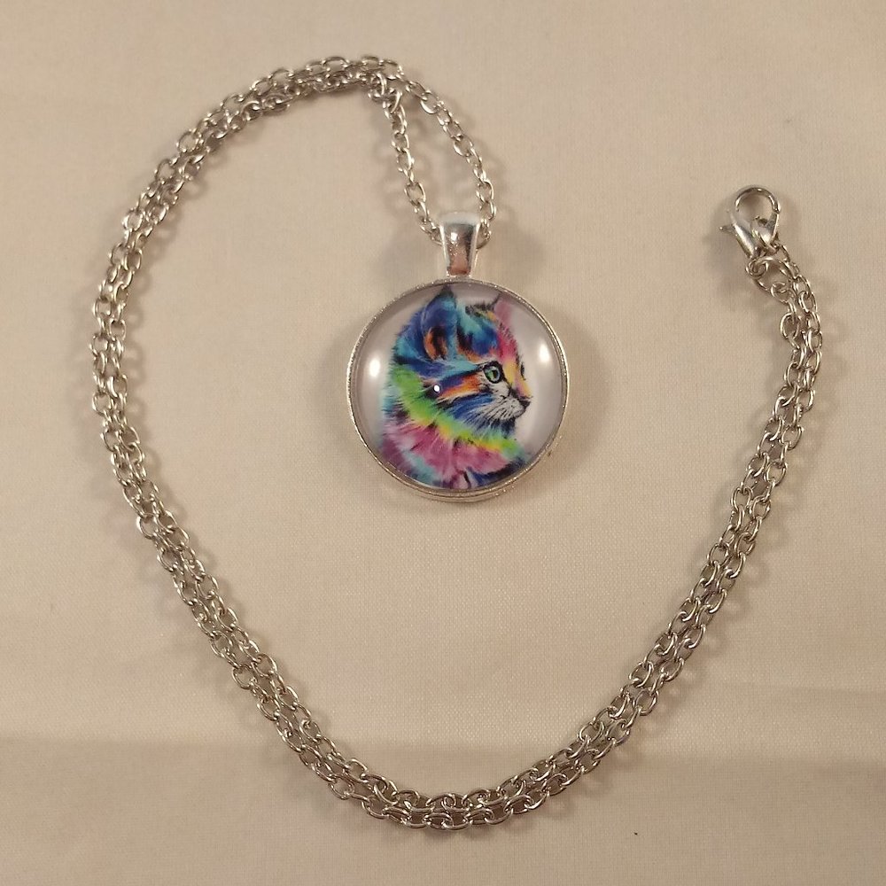 Silver Plate Rainbow Cat Kitty Cabochon Pendant Chain Necklace Gorgeous Gift - Picture 3 of 3